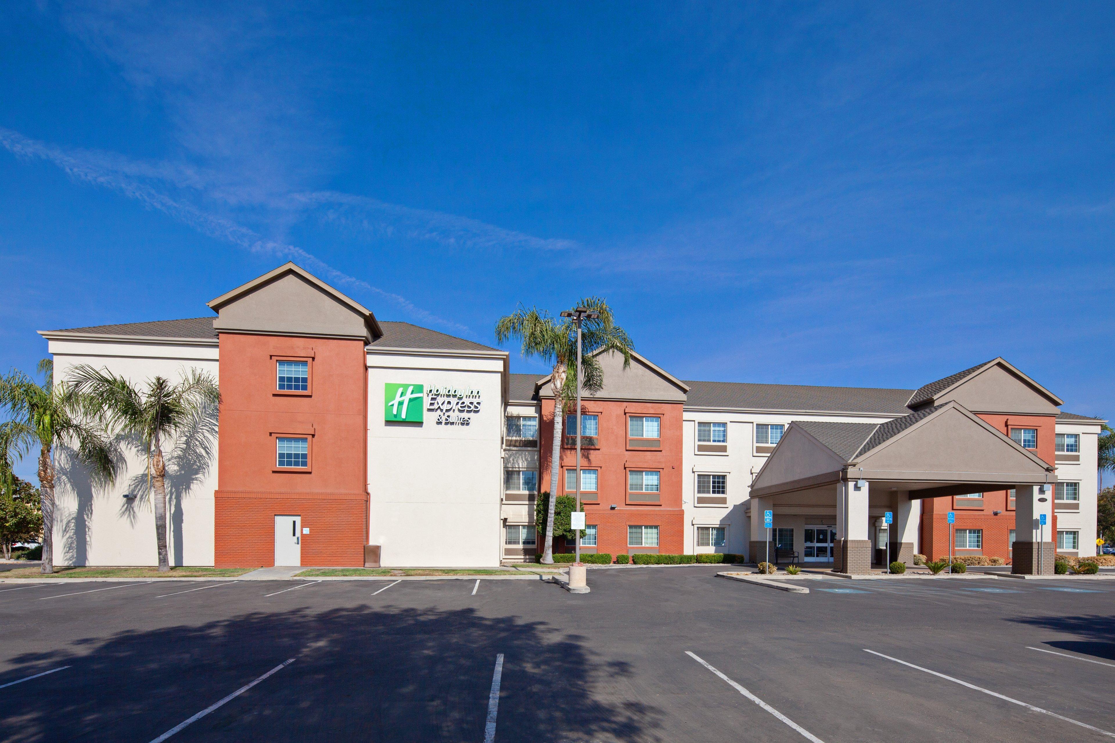 Holiday Inn Express & Suites - Tulare By Ihg Εξωτερικό φωτογραφία