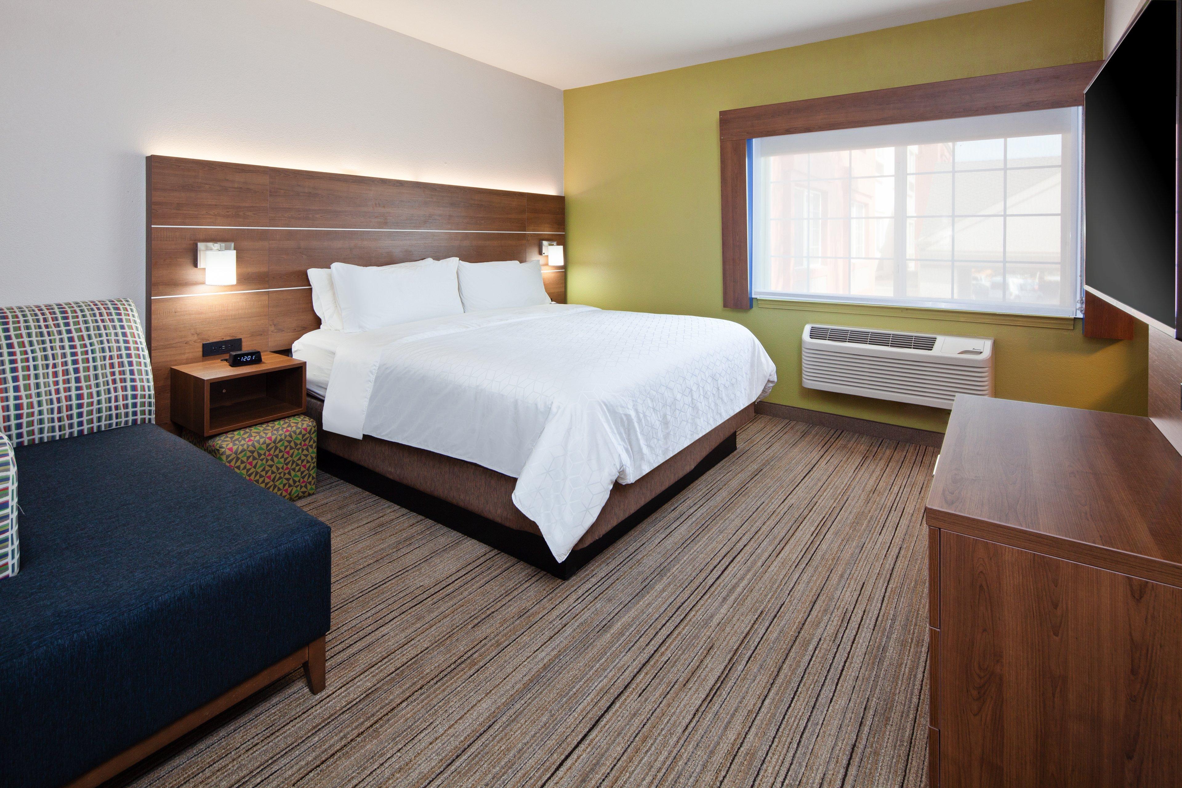 Holiday Inn Express & Suites - Tulare By Ihg Εξωτερικό φωτογραφία